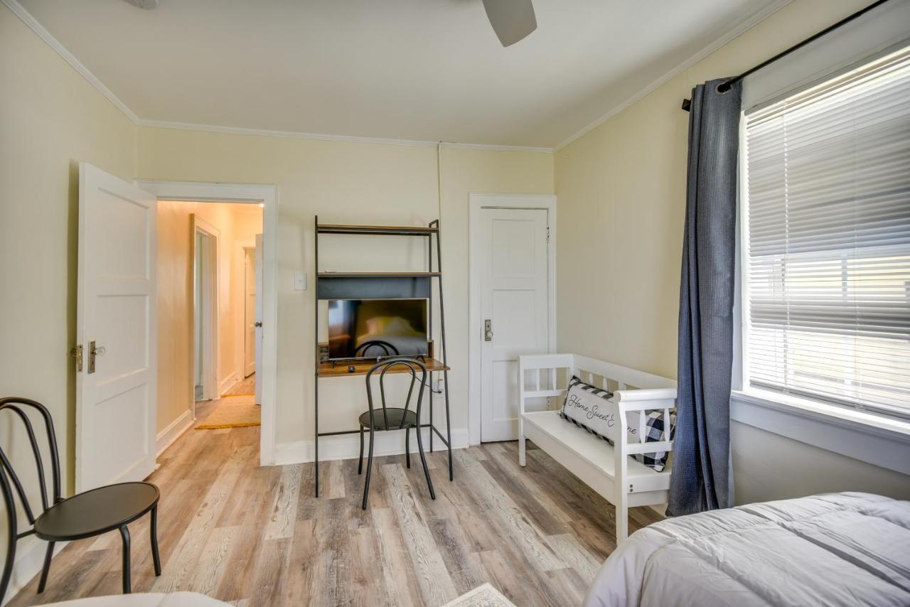 Charming Newport News Cottage Less Than 1 Mi To Ocean! Hampton Buitenkant foto