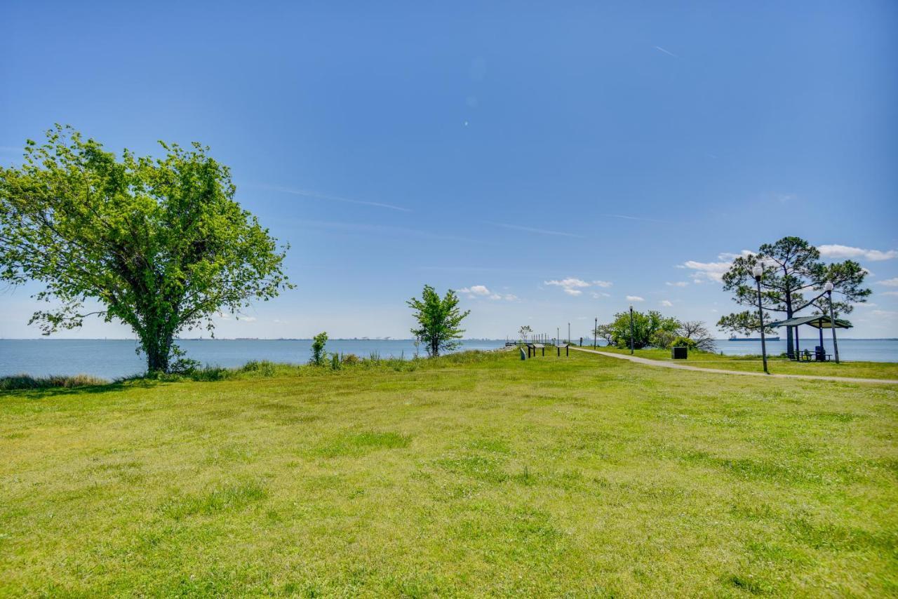 Charming Newport News Cottage Less Than 1 Mi To Ocean! Hampton Buitenkant foto