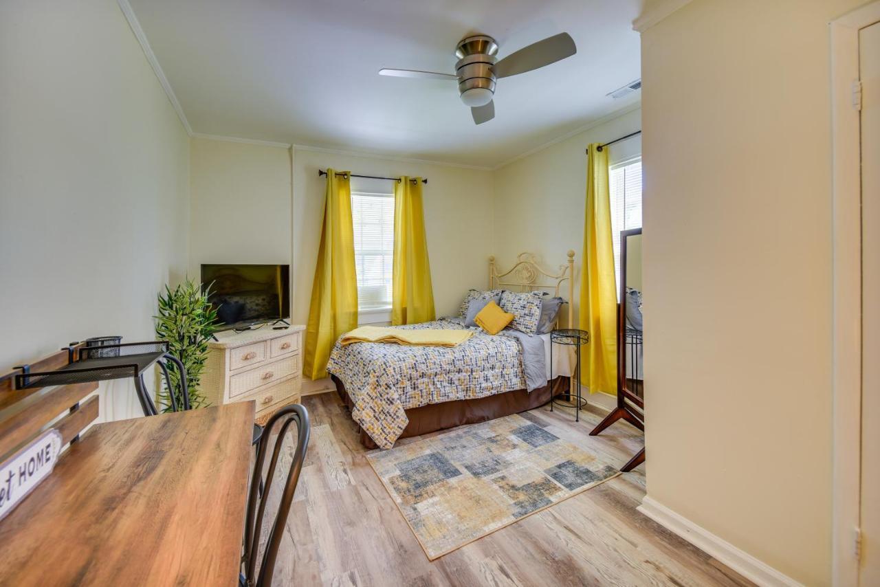 Charming Newport News Cottage Less Than 1 Mi To Ocean! Hampton Buitenkant foto