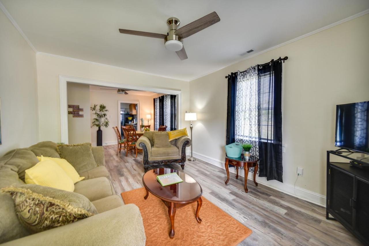 Charming Newport News Cottage Less Than 1 Mi To Ocean! Hampton Buitenkant foto